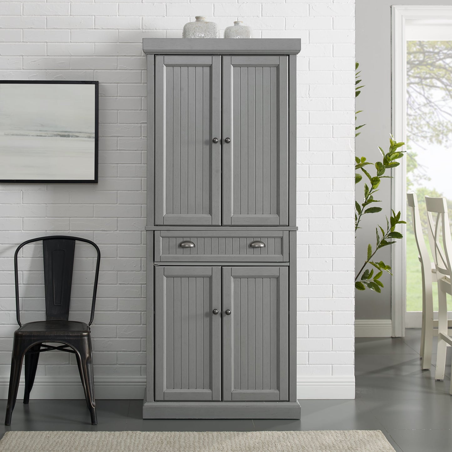 Seaside Pantry in Distressed Gray
