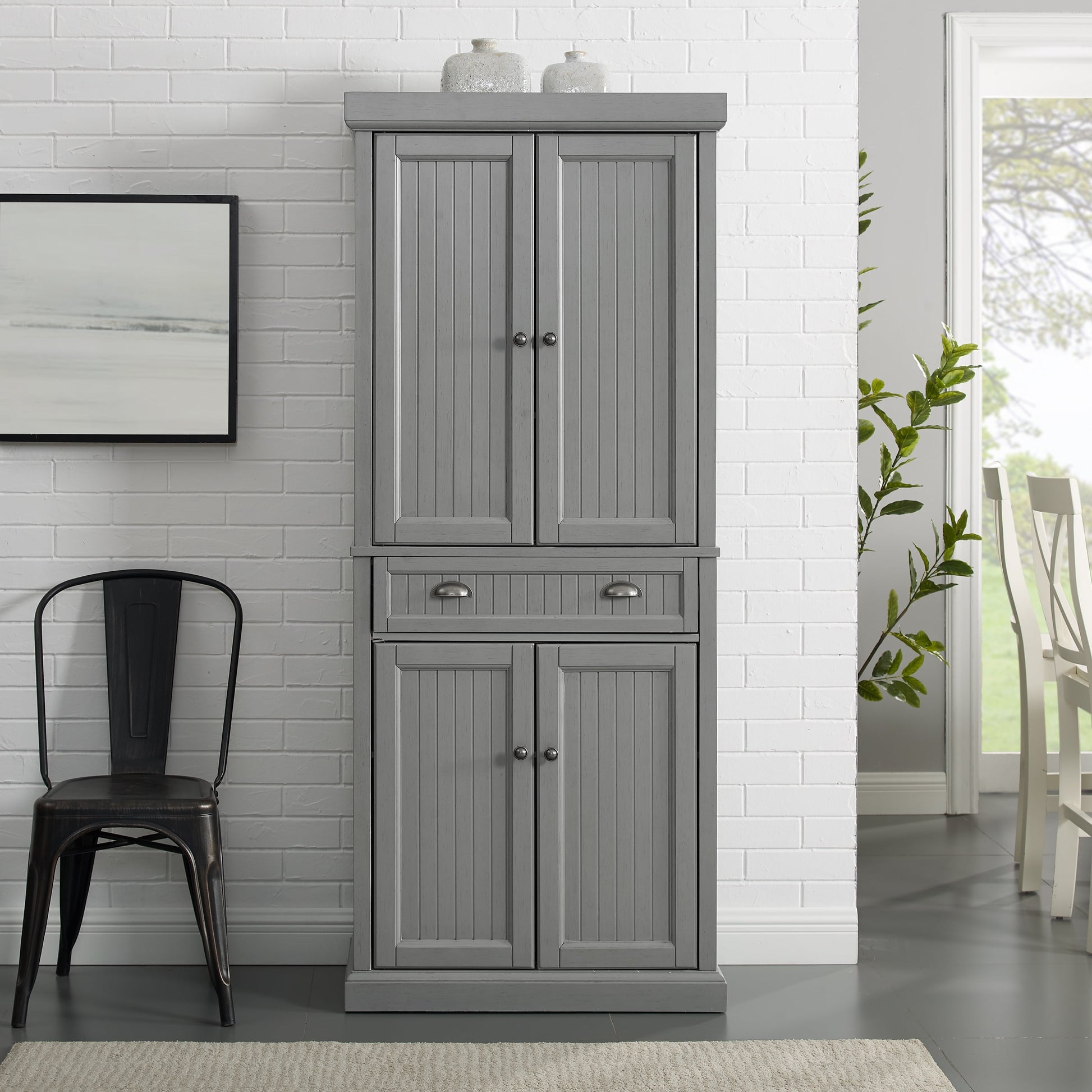 Seaside Pantry in Distressed Gray